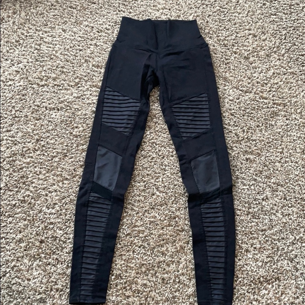 ALO Moto leggings